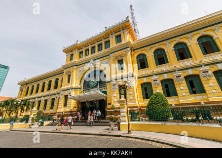 Central Post Office wurde von Gustave Eiffel, Bezirk 1 Dong Khoi Gegend, im Zentrum von Saigon (Ho Chi Minh City), South Vietnam, Südostasien Stockfoto