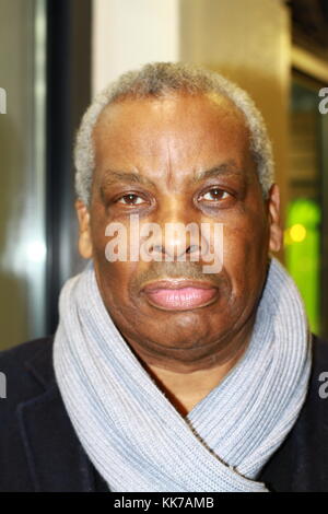 Don Warrington OBE Trinidadian geboren britischen Schauspieler 28. November 2017 in Embankment Place London. Russell Moore Portfolio-Seite. Stockfoto