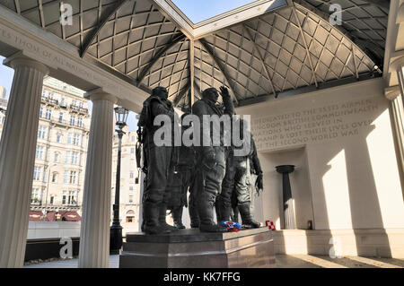 Das RAF Bomber Command Memorial in Green Park, London, UK Stockfoto