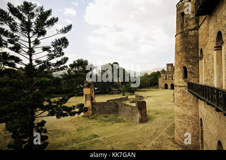 Gebäude und Ruinen in der befestigten Stadt fasil ghebbi in Gondar, Äthiopien Stockfoto