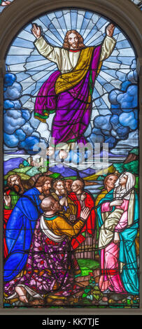 London, Großbritannien - 15 September, 2017: die Himmelfahrt des Herrn auf den satiniertem Glas die St. James Kirche, clerkenwell Alexander Gibbs & Co (186 Stockfoto