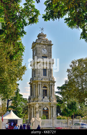 Dolmabahçe Uhrenturm, Istanbul, Türkei. Stockfoto