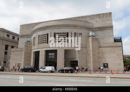 Das United States Holocaust Memorial Museum, Raoul Wallenberg Pl SW, Washington DC, USA. Stockfoto
