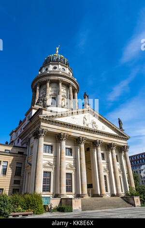 Außenansicht des Französischen Doms am Gendarmenmarkt im Berliner Bezirk Mitte Stockfoto