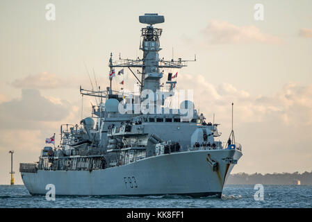 Der Typ 23 Fregatte HMS St Albans, Rückkehr in die Portsmouth Hafen, UK am 28/11/17. Stockfoto