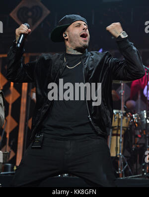 SUNRISE, FL - DEZEMBER 18: Nicky Jam besucht Y100 iHeartRadio Jingle Ball 2016 im BB&T Center am 18. Dezember 2016 in Sunrise, Florida Leute: Nicky Jam Stockfoto