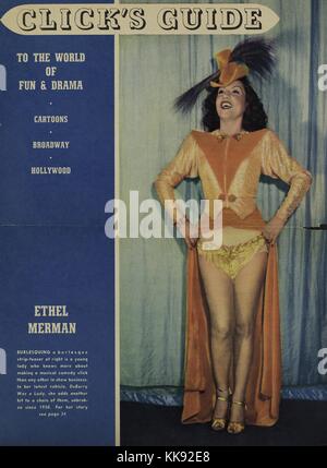 Ethel Merman, amerikanische Schauspielerin und Sängerin, die vor allem für ihre Stimme und Rollen im Musical Theater bekannt, in einem orange Burleske Kostüm, auf dem Cover klicken Sie auf Guide Magazin, 1935. Von der New York Public Library. Stockfoto