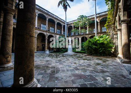 Statue von Christopher Columbus, Museum der Stadt Museo de la Ciudad, Havanna, Kuba Stockfoto