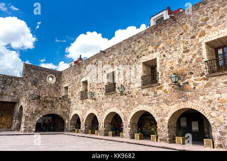 Vorderansicht einer Plaza De Aranzazu. San Luis Potosi, Mexiko Stockfoto