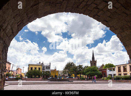 Vorderansicht einer Plaza De Aranzazu. San Luis Potosi, Mexiko Stockfoto