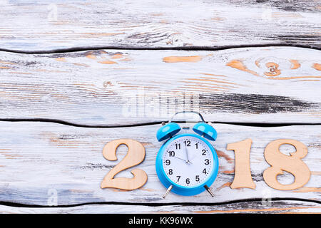 Holz- Nummer 2018, Wecker, kopieren. Stockfoto