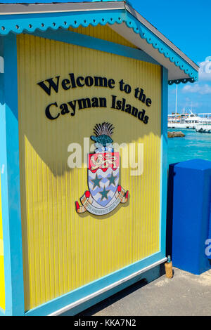 Waterfront und der Innenstadt von Georgetown auf Grand Cayman in der Cayman Islands. Stockfoto