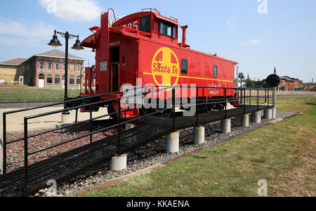 Fort Madison, Iowa, USA. August 2017. The Way Car, bekannt von den meisten als ''The Caboose''', liegt außerhalb der North Lee County Historical Society am Fort Madison Flussufer. Quelle: Kevin E. Schmidt/Quad-City Times/ZUMA Wire/Alamy Live News Stockfoto