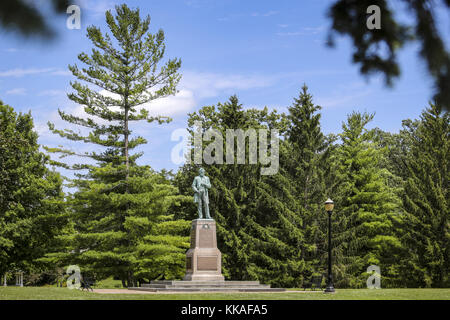 Galena, Iowa, USA. Juli 2017. Ein Denkmal für den ehemaligen Präsidenten Ulysses S. Grant wird im Grant Park in Galena, Illinois, am Samstag, 15. Juli 2017 gesehen. Grant lebte in Galena zur Zeit des Bürgerkriegs begann, und rekrutierte lokale Männer, um eine Firma zu bilden, die Springfield berichtet, um sich den Kriegsbemühungen anzuschließen. Kredit: Andy Abeyta, Quad-City Times/Quad-City Times/ZUMA Wire/Alamy Live News Stockfoto