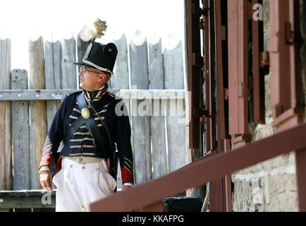 Fort Madison, Iowa, USA. August 2017. Old Fort Madison Site Manager Dr. Eugene Watkins schaut über die Website 10. August 2017. Quelle: Kevin E. Schmidt/Quad-City Times/ZUMA Wire/Alamy Live News Stockfoto