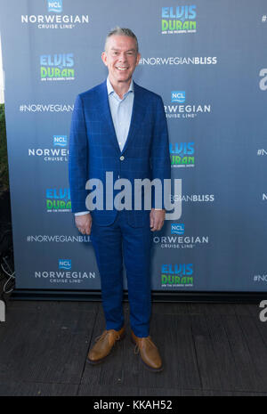 New York, Vereinigte Staaten. 29 Nov, 2017 New York, NY - 29. November 2017: Pate elvis Duran besucht Feier der Norwegian Cruise Line neuestes Schiff Glückseligkeit an Pnd Lounge der Traum downtown Credit: Lev radin/alamy leben Nachrichten Stockfoto