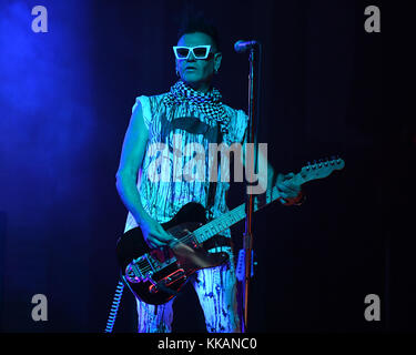 Fort Lauderdale FL, USA. Nov. 2017. Poptone tritt am 29. November 2017 in Fort Lauderdale, Florida, bei Revolution auf. : Credit: Mpi04/Media Punch/Alamy Live News Stockfoto