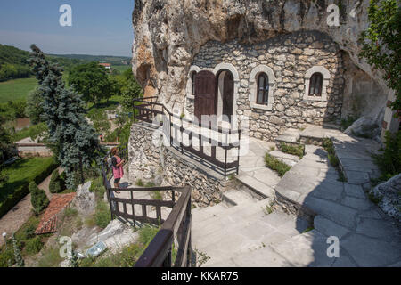 Rock Kloster St. Dimitar Basarbovski aus dem 12. Jahrhundert, UNESCO-Weltkulturerbe, Ivanavo, Bulgarien, Europa Stockfoto