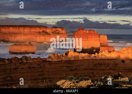 Australien, Great Ocean Road, Loch Ard Gorge, Port Campbell, der razorback, Victoria, Nationalpark, Sonnenuntergang Stockfoto