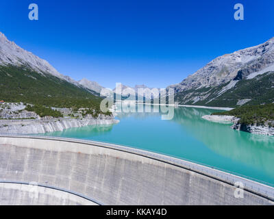 Damm in Valtellina - cancano - Nationalpark Stilfser Joch Stockfoto