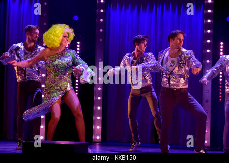Babsan auf ihrer Tour "Ett liv ich rosa' 2017 in Flygeln Concert Hall in Norrköping Schweden. Stockfoto