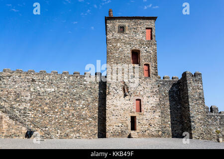 Das Schloss von braganca ist ein stolzes Denkmal der mittelalterlichen Epoche Herkunft im historischen Zentrum von Braganca, Portugal Stockfoto