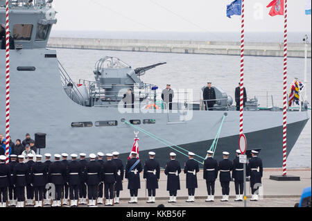 ORP Kormoran, Kormoran II Klasse minehunter, die neueste polnische Marine Schiff, während das Schiff Inbetriebnahme in Gdynia, Polen. 28. November 2017 © Wojcie Stockfoto