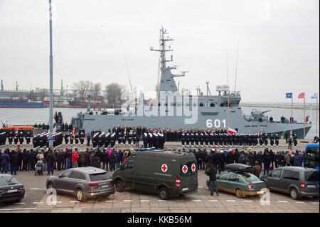 ORP Kormoran, Kormoran II Klasse minehunter, die neueste polnische Marine Schiff, während das Schiff Inbetriebnahme in Gdynia, Polen. 28. November 2017 © Wojcie Stockfoto