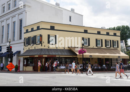 Martins Taverne an der Ecke M ST NW und Wisconsin Ave NW im historischen Viertel von Georgetown, Washington DC, USA. Stockfoto