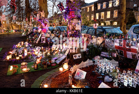 George Michael's Candlelight Memorial Garden Highgate London UK Stockfoto