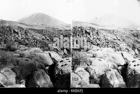 Stereograph der Cinder Cone am Fuße von Toroweap, Grand Canyon National Park, Arizona. Bild mit freundlicher Genehmigung von USGS. 1875. Stockfoto