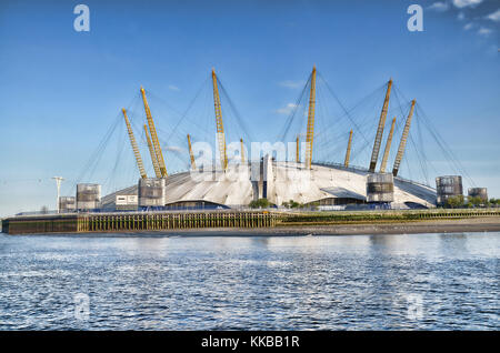 Fotos von London meist rund um die Themse und Westminster mit dem London Eye und die Houses of Parliament in Aussicht über die Landschaft. Stockfoto