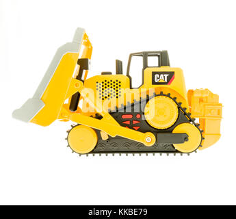 Winneconne, WI - 19. November 2017: Ein Spielzeug CAT Bulldozer auf einem auf einem isolierten Hintergrund. Stockfoto