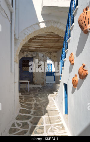 Gasse in kythnos Insel, Griechenland Stockfoto