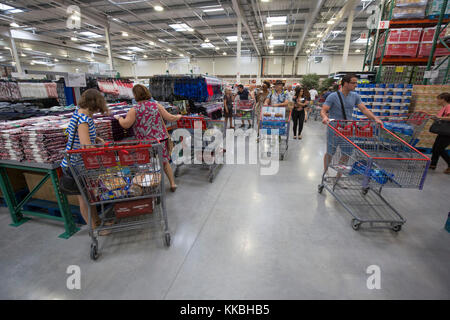 COSTCO GROSSHANDELSERÖFFNUNG FRANKREICH Stockfoto