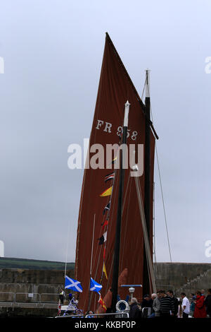 Portsoy Festival ist jeden Sommer gefeiert im Hafen. Diese traditionelle Fischerdorf liegt an der Nordküste von Aberdeenshire, Schottland, Großbritannien Stockfoto