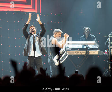 HOLLYWOOD FL - AUGUST 01: Ricky Martin tritt auf der One World Tour im Hard Rock Live im Seminole Hard Rock Hotel & Casino am 1. August 2016 in Hollywood, Florida, auf. Personen: Ricky Martin Stockfoto