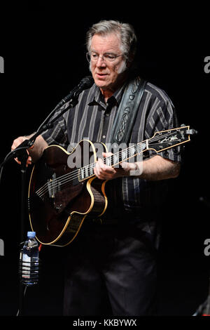 FORT LAUDERDALE, FL - 9. JANUAR: John Benson Sebastian tritt am 9. Januar 2016 im Broward Center in Fort Lauderdale auf. Leute: John Sebastian Stockfoto