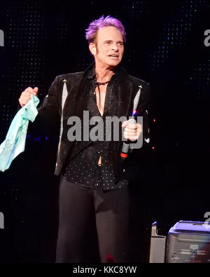 PHOENIX, Arizona: David Lee Roth von Van Halen tritt am 28. September 2015 im Ak-Chin Pavilion in Phoenix auf Stockfoto