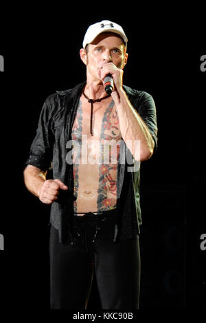 PHOENIX, Arizona: David Lee Roth von Van Halen tritt am 28. September 2015 im Ak-Chin Pavilion in Phoenix auf Stockfoto