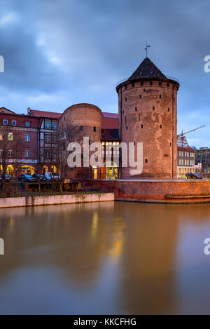 Milchkanne Tor (stagiewna Tor) auf der Insel der Kornspeicher. Altstadt von Danzig, Polen. Stockfoto