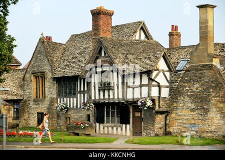 Die Almonry in der Stadt von Evesham, Worcestershire, England. 14 C nach Hause von der Sozialarbeiterin von Evesham Abbey. Heute ein museum Stockfoto