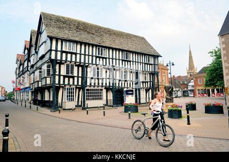 Das Runde Haus auf Bridge Street in der Stadt von Evesham, Worcestershire, England. 15 C Fachwerk Kaufmannshaus Stockfoto