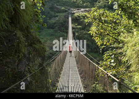 Hängebrücke auf den manaslu Circuit trek, Nepal Stockfoto