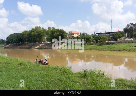 Der Sangke River in der Stadt Battambang Stockfoto