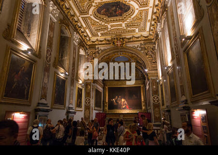 Das Oratorium von St. John's Co-Cathedral, Valletta, Malta. Es beherbergt Gemälde von italienischen Meisters Michelangelo Merisi da Caravaggio, unter anderem. (91) Stockfoto