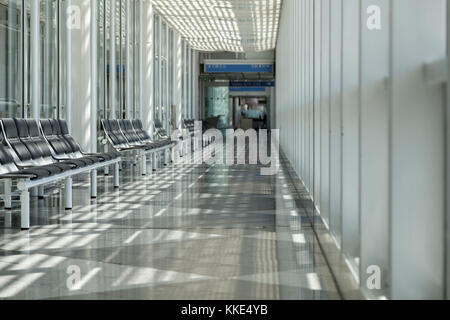 Flughafen, Wartezimmer, Reisende, Stockfoto