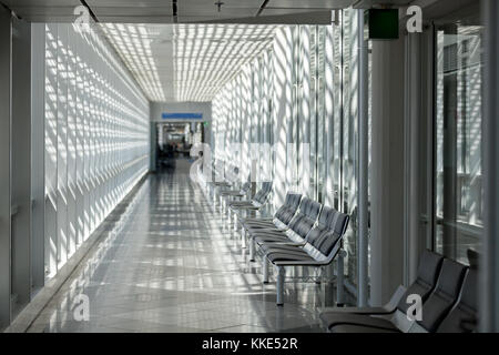 Flughafen, Wartezimmer, Reisende, Stockfoto