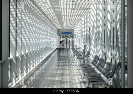 Flughafen, Wartezimmer, Reisende, Stockfoto