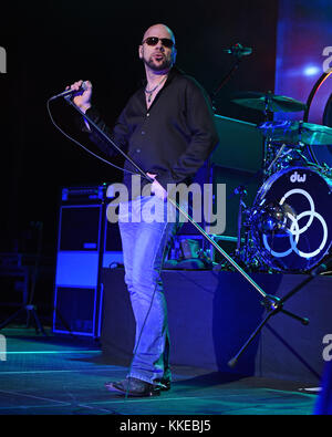 HOLLYWOOD, FL – 03. MAI: Jason Bonham von Jason Bonhams LED Zeppelin Experience tritt am 3. Mai 2015 im Seminole Hard Rock Hotel & Casino in Hollywood, Florida auf Stockfoto